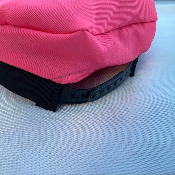 Hat - Picture 4 of 6